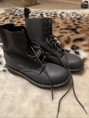 Dr. Martens 1460 Pascal Virginia Zinc Grey Soft leather boots DISCONTINUED